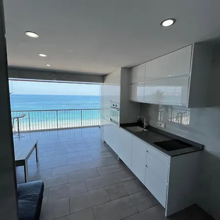 1st Line La Fossa Luxury *adults Only* Apartment